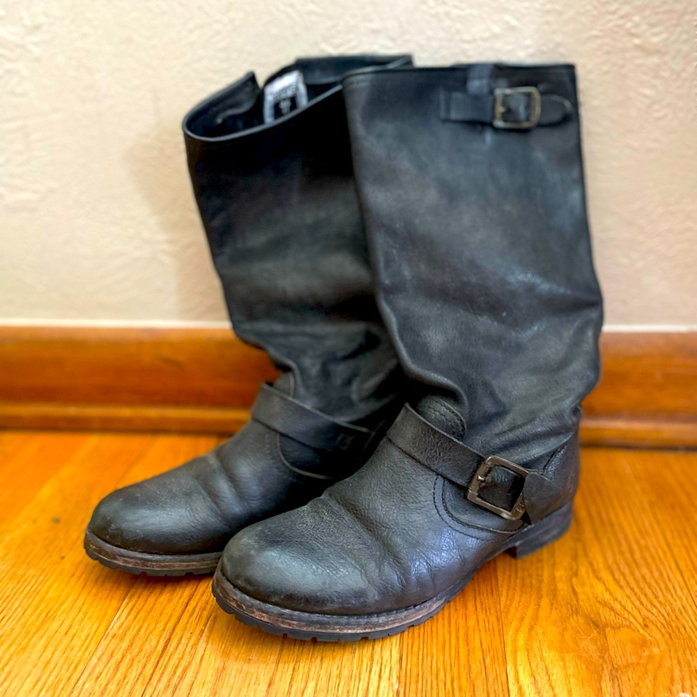 Frye size 7 black leather midrise moto boots